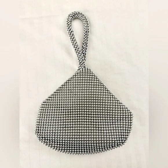 Jessica McClintock Staci Metal Silver Pearl Snap Puch Evening Wristlet Bag - Picture 2 of 7